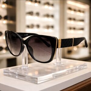 NWT Jessica Simpson Black Cat-Eye Sunglasses